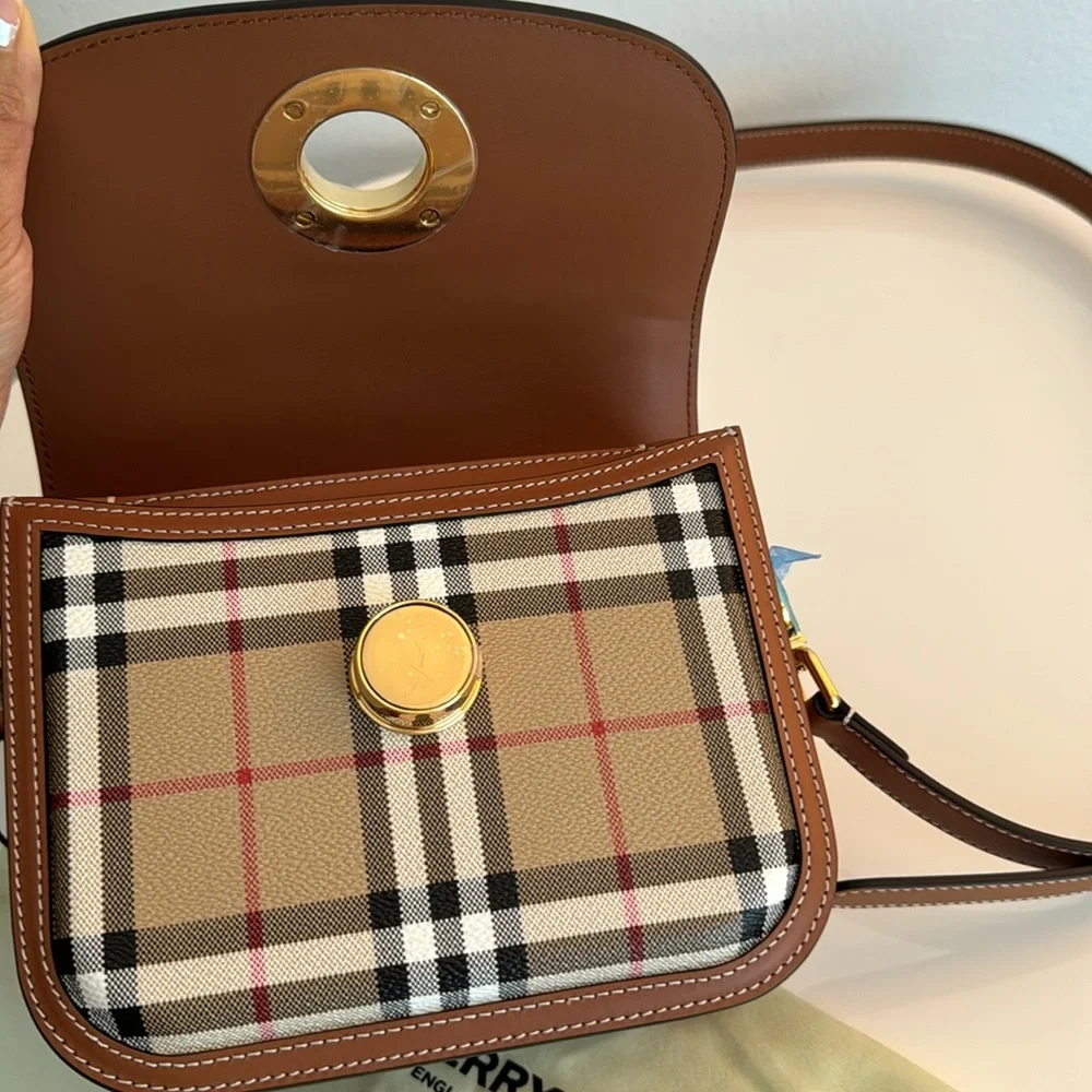 New BURBERRY Vintage Check Crossbody Bag Purse w/ Strap & Dustbag - Picture 8 of 12